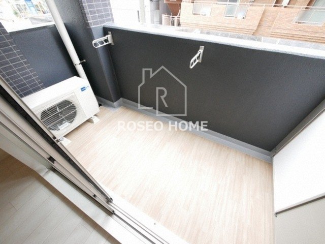 バルコニー　同マンション別部屋：参考写真