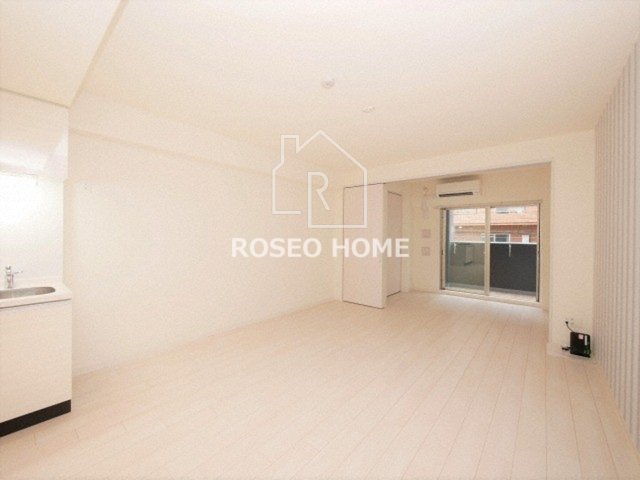 居室・リビング　同マンション別部屋：参考写真