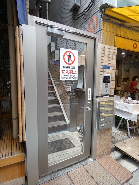 エントランス　エントランス