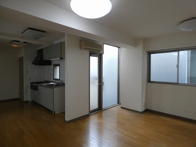 居室・リビング　居室※別部屋参考写真