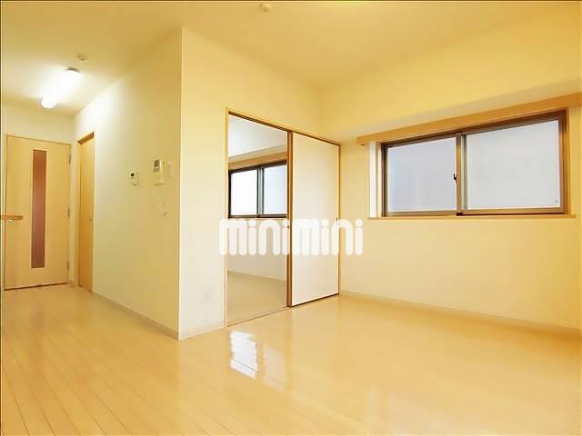 居室・リビング　７階角部屋です。