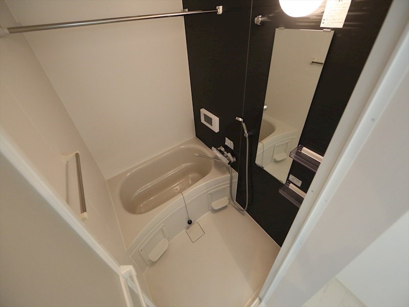 バス・シャワールーム　浴室暖房乾燥機完備　浴室ＴＶ付バスルーム　同仕様写真