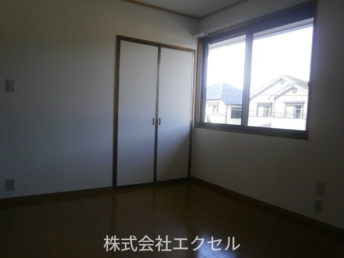 その他部屋・スペース　フローリングの室内です。