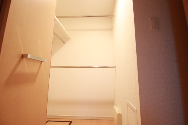 収納　※別室の参考写真の為、現況優先です。