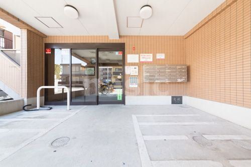 駐車場　バイク置き場