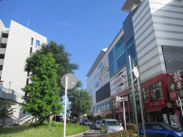 小学校　流山市立向小金小学校（小学校）まで960m