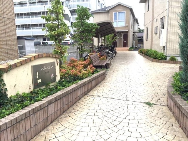 エントランス　エントランス