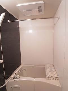 バス・シャワールーム　浴室乾燥機付き