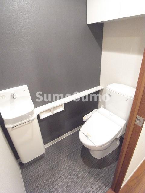 トイレ　落ち着いたトイレです