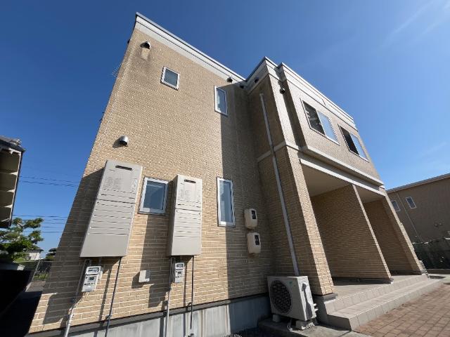 建物外観　外観写真（昼）