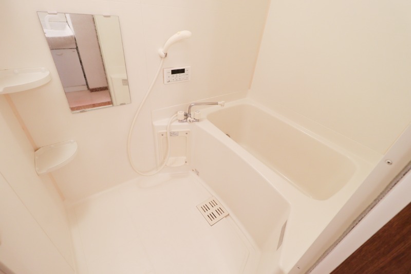 バス・シャワールーム　図面と現状に相違がある場合には現状を優先