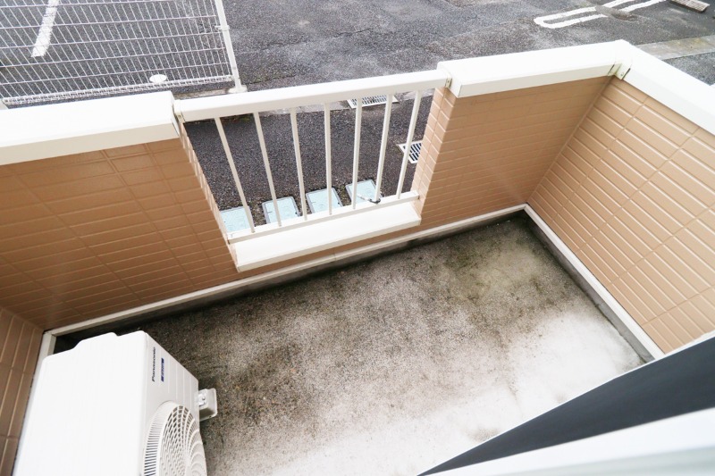 バルコニー　図面と現状に相違がある場合には現状を優先