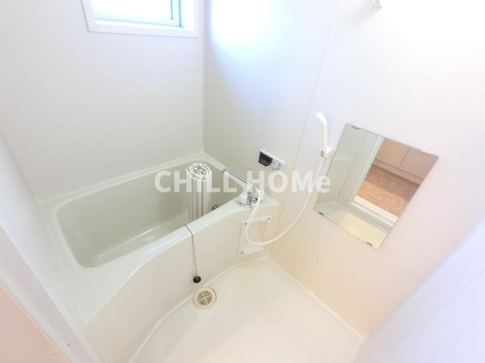 バス・シャワールーム　当社、チルホームのHPもご覧ください(^^)/物件情報多数♪