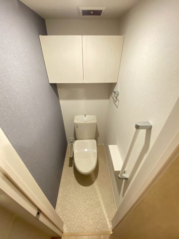 トイレ　※同タイプの写真です