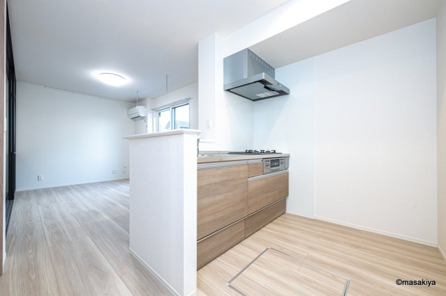 キッチン　写真は同じ大和ハウス施工物件です。参考になさってください。