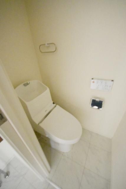 トイレ　★★嬉しい洗浄便座★★