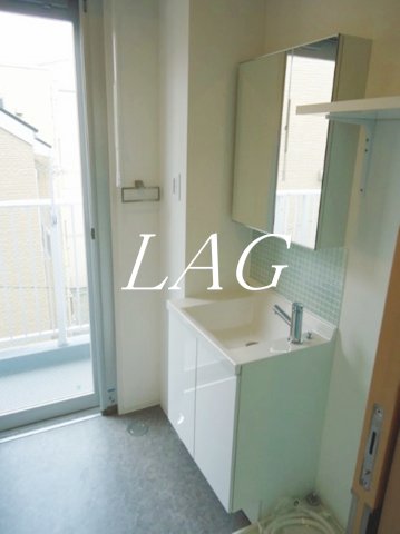 洗面設備　洗面台です。