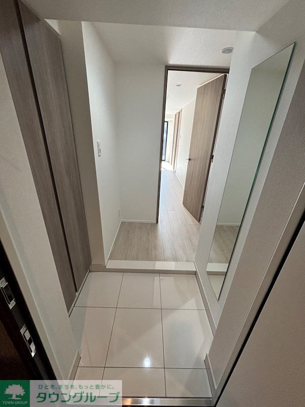 玄関　※参考写真