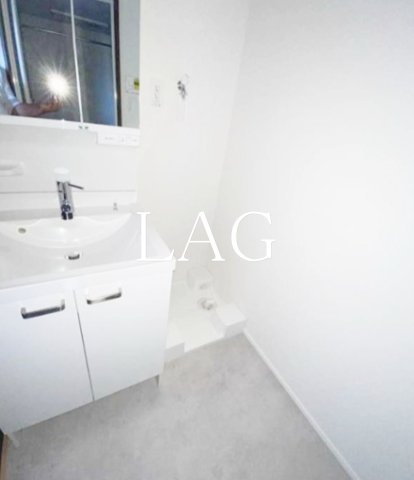 洗面設備　洗面台です。