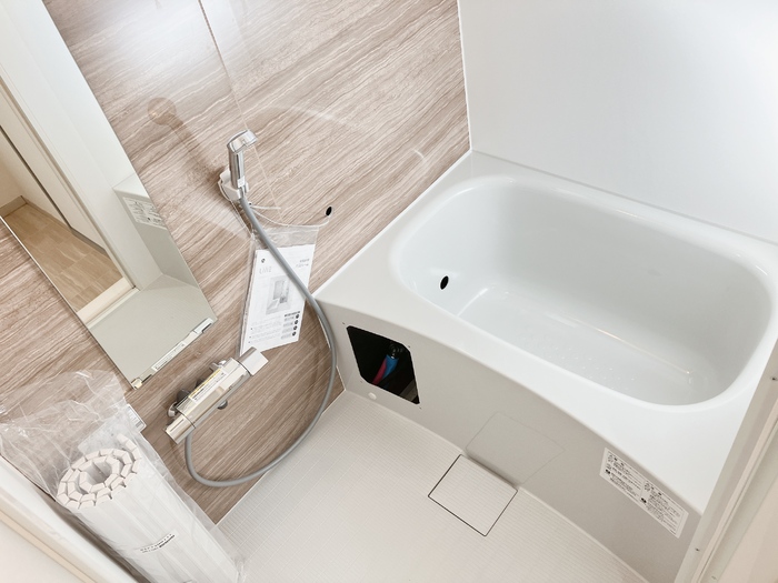 バス・シャワールーム　コンパクトで使いやすいお風呂です