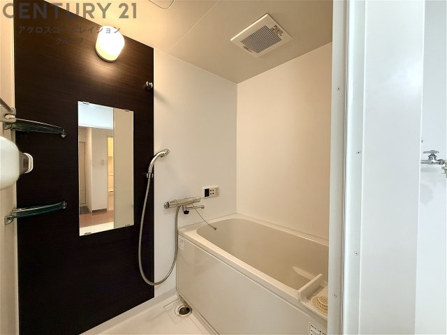 バス・シャワールーム　清潔感のあるバスルーム♪