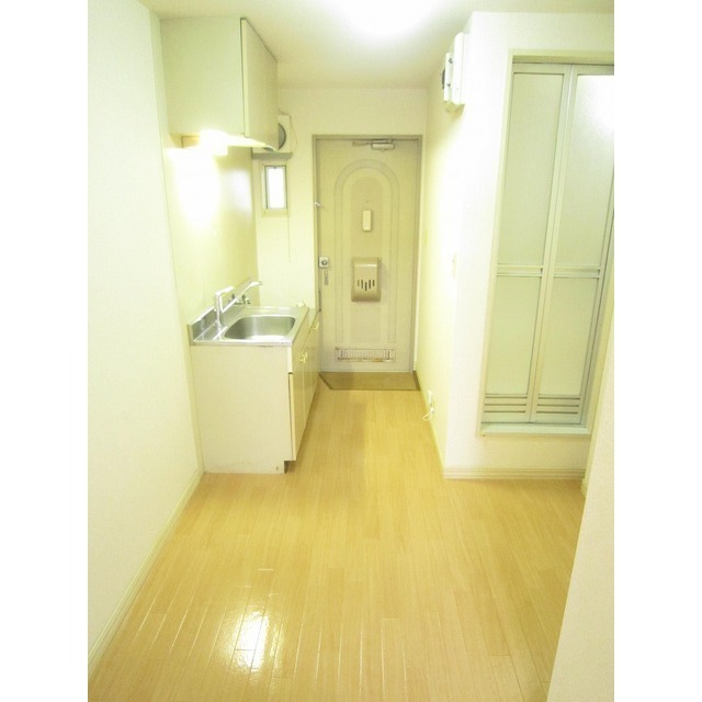 玄関　水回りがまとまって家事同線◎