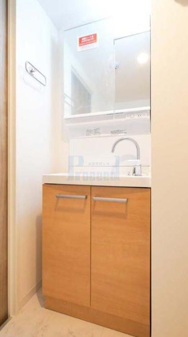 洗面設備　使いやすい独立洗面台☆