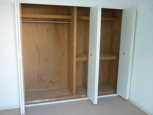 収納　クローゼット