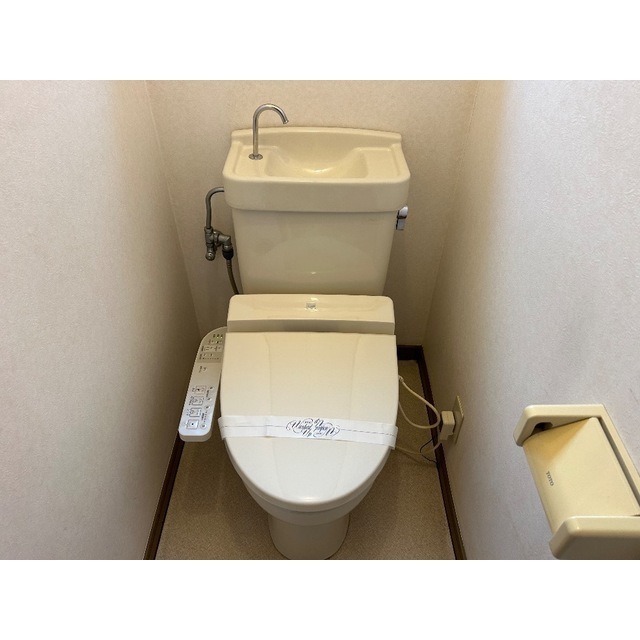 トイレ　清潔感のあるトイレです