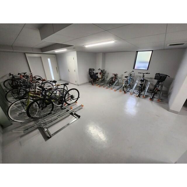 駐車場　駐輪場