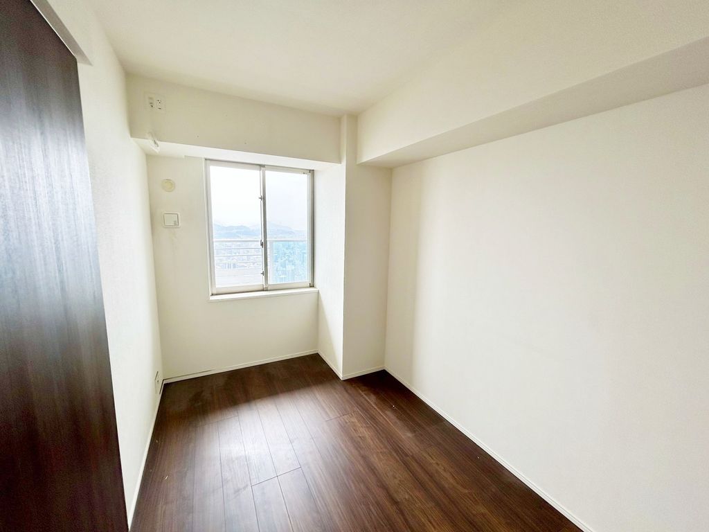 その他部屋・スペース　洋室約5.0帖(南側の部屋)