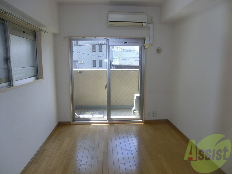 居室・リビング　日当たり良好、風通しのよいリビングは開放感たっぷり