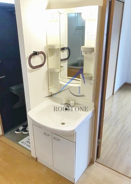 洗面設備　洗面台です。