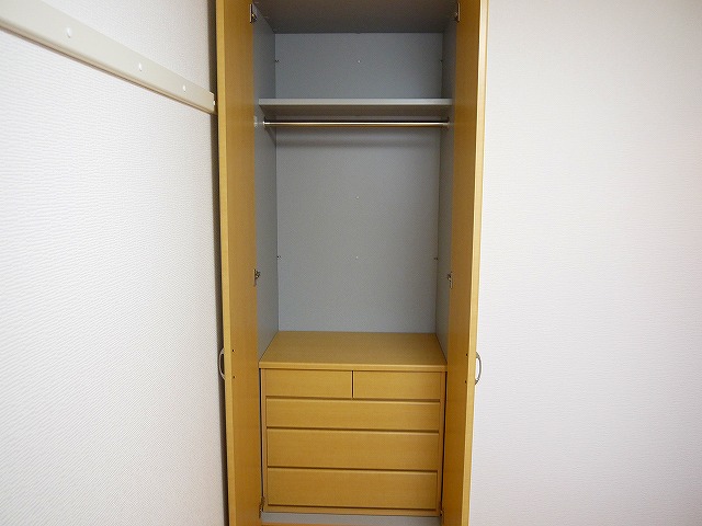 収納　たっぷりとした収納スペースです