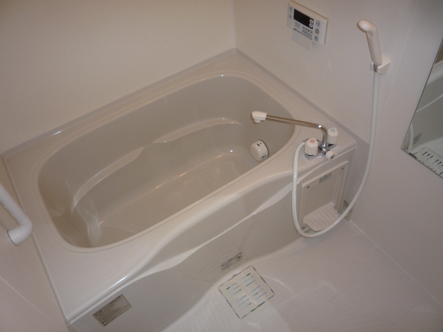 バス・シャワールーム　追焚給湯付バスルーム