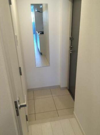 玄関　リヴシティ横濱インサイトII