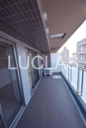 バルコニー　バルコニー付で洗濯物も安心♪