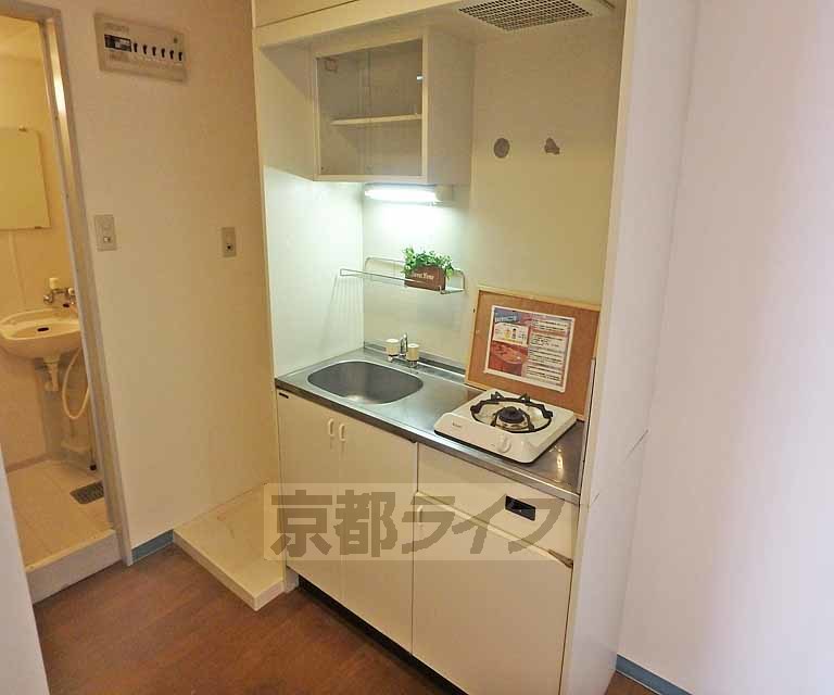 キッチン　一人暮らしにちょうどいいサイズ