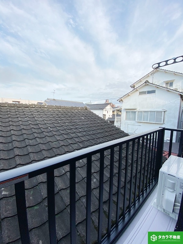 バルコニー　写真は２０５号