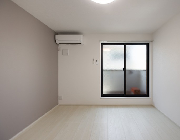 居室・リビング　同メーカー施工例(反転) ※窓の横にクローゼット有り