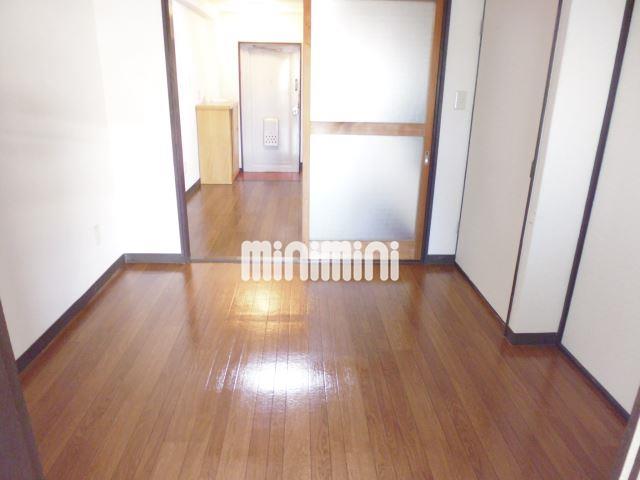 セキュリティ　４．５帖の洋室