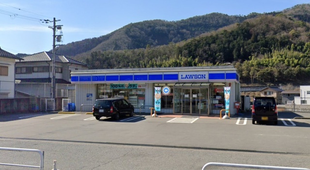 コンビニ　ローソン　山崎加生店（コンビニ）まで300m