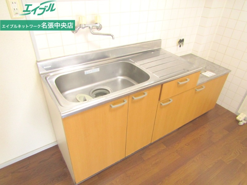 キッチン　同型別室のお写真です