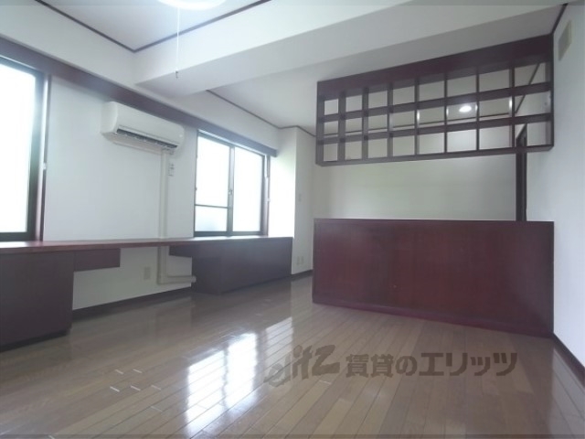 居室・リビング　洋室