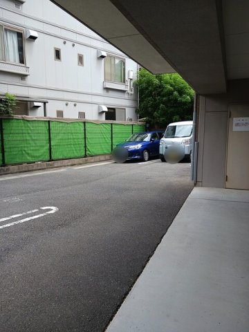 駐車場　駐車スペースもあります
