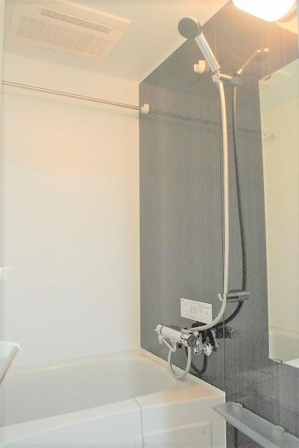 バス・シャワールーム　風呂