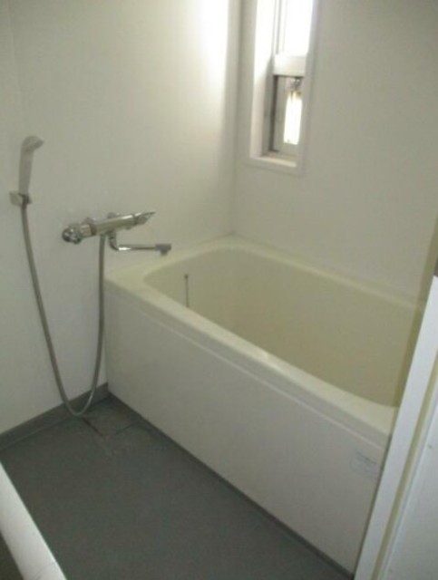 バス・シャワールーム　６０２号室参考写真