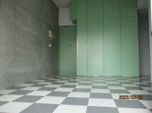 居室・リビング　６０２号室参考写真