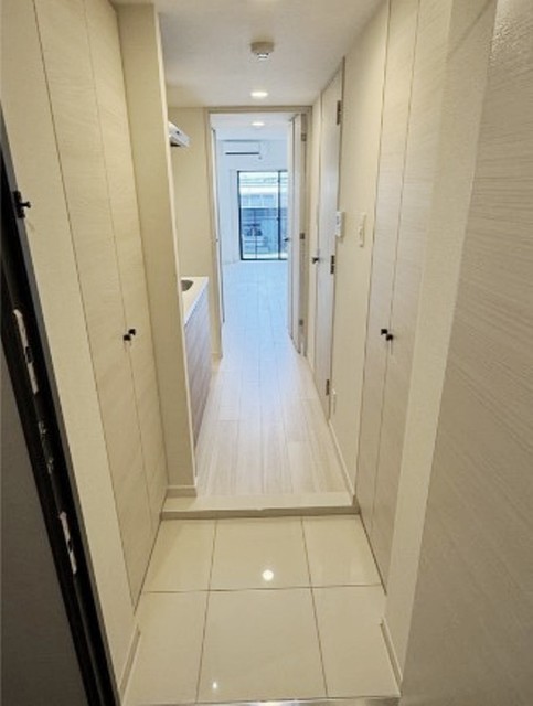 玄関　同間取参考写真