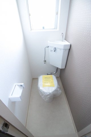 トイレ　写真は103